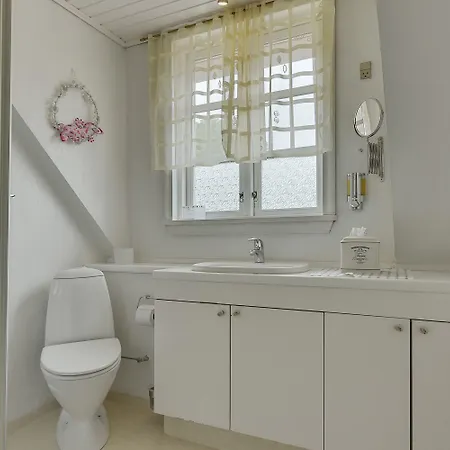 Πανσιόν Kollund 2*