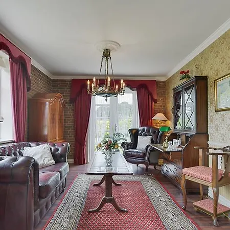 Casa de hóspedes Kollund 2*